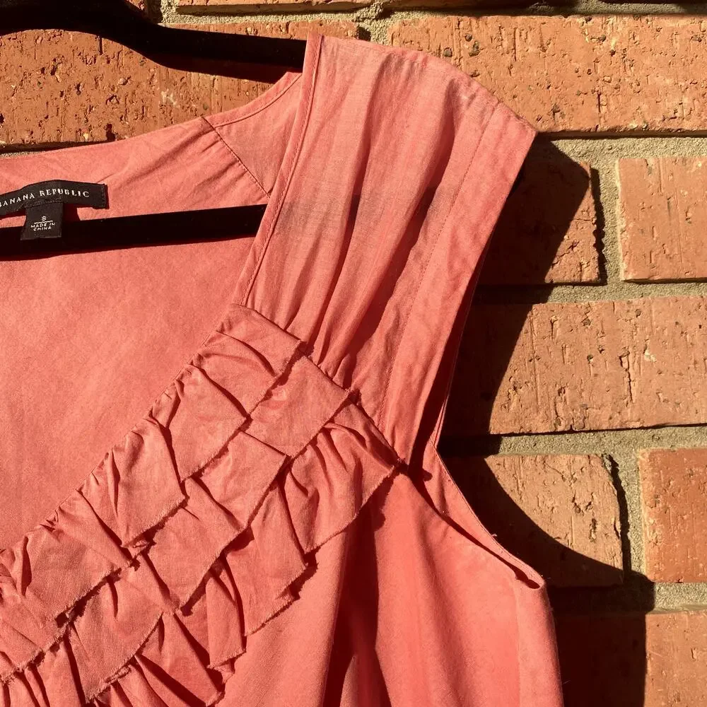 Banana Republic pink cotton sleeveless blouse